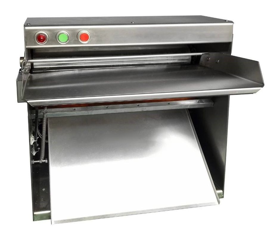 Komercyjna maszyna do robienia ciasta na pizze Fabryka linii produkcyjnej pizzy Producent fast food Sprzęt piekarni Snack pizza