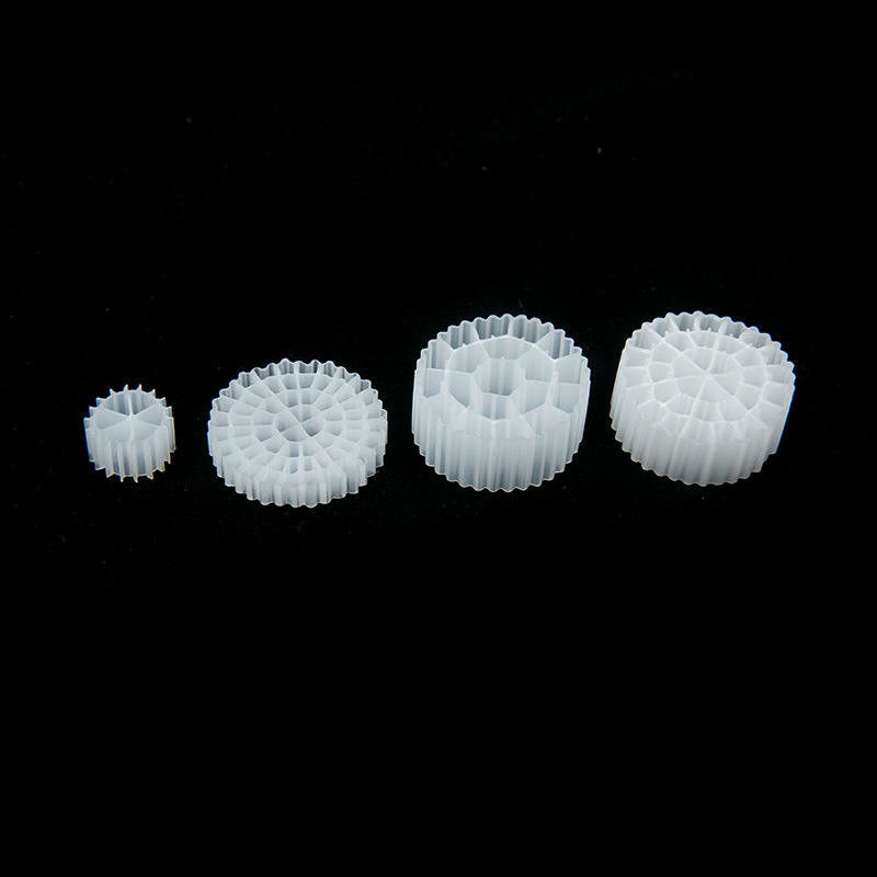 Biofilm aktywny nośnik zawieszony pływający medium wypełniające Bio Mbbr stosowane w opakowaniach płynnych