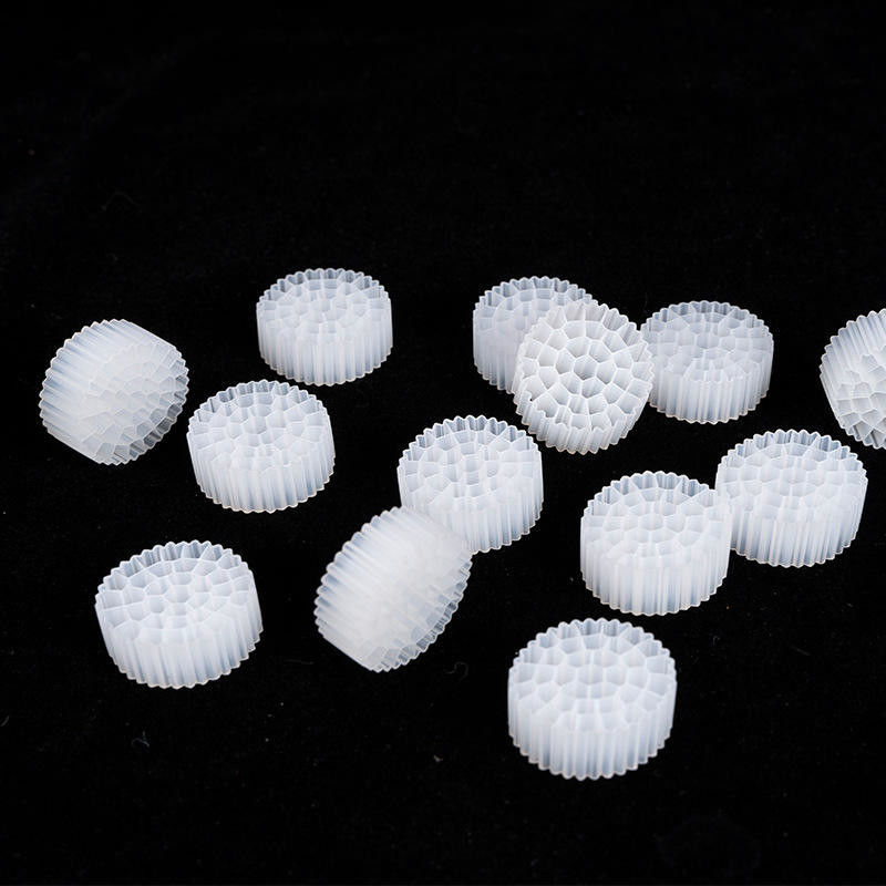 Biofilm aktywny nośnik zawieszony pływający medium wypełniające Bio Mbbr stosowane w opakowaniach płynnych